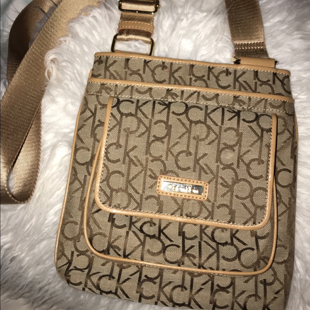 Calvin Klein crossbody